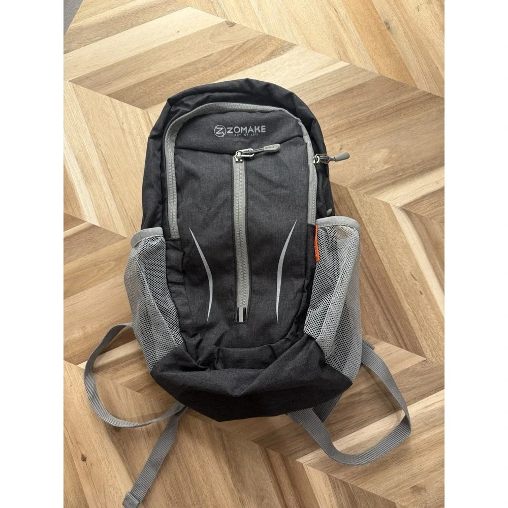 ZOMAKE Ultra Light Hiking Climbing Backpack 20L, Packable Small Blk/Gray‎ Travel